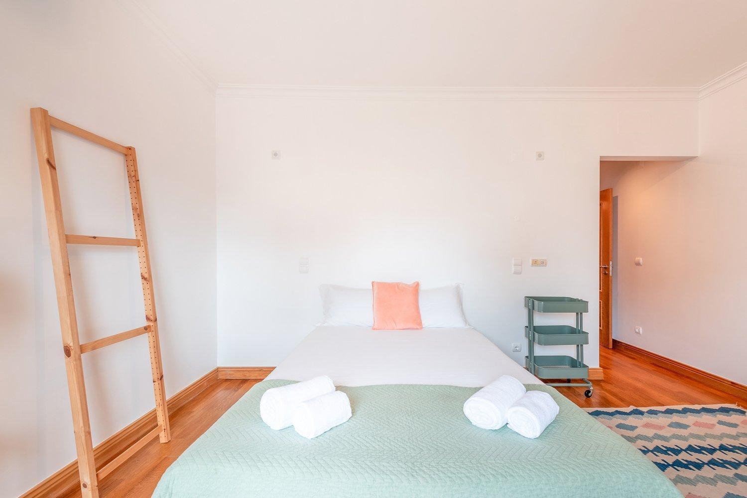 Guestready - Laranjeiras Family Home Lisbona Esterno foto